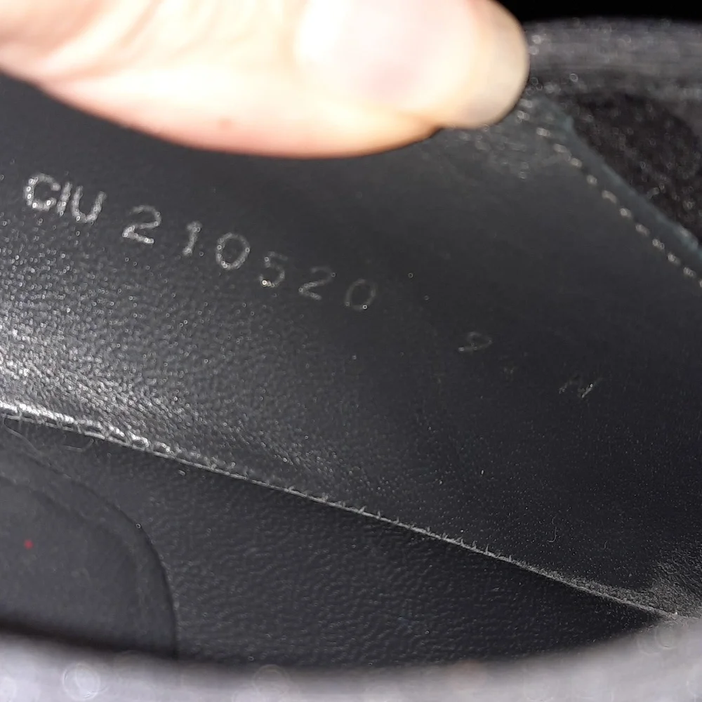 STUART WEITZMAN Hidden Wedge Bootie Stretch Suede Ankle Boot Heeled 9.5 N - Picture 9 of 11